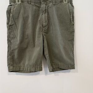 Daniel Cremieux Olive Green Flat-Front Men's Shorts